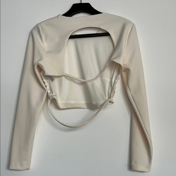 ZARA Cream Crepe Open-Back Long Sleeve Top - Picture 6 of 10
